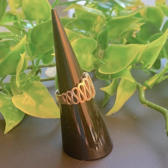 Vintage Sterling Silver Unique Infinity Ring 6 - Picture 5 of 10